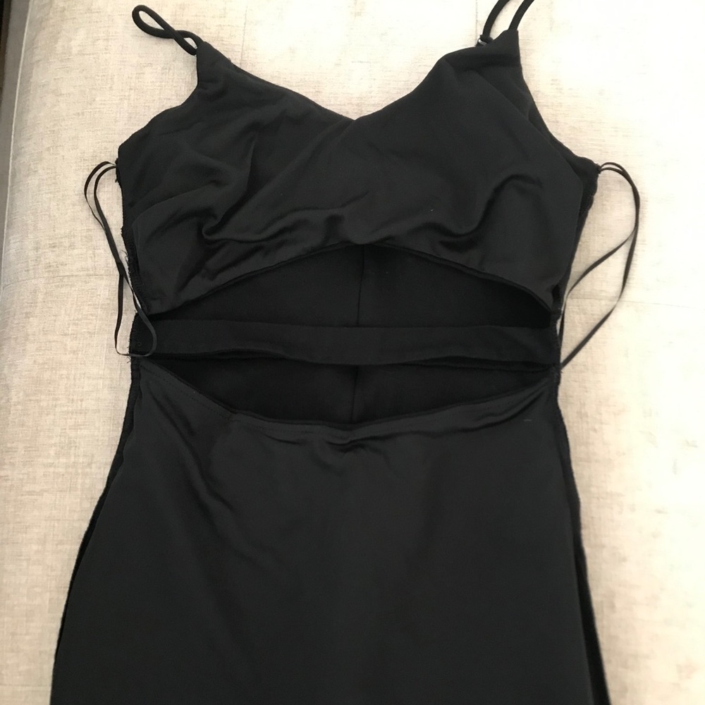 NEW LISTING! BRAND NEW BLACK DRESS